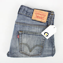 Load image into Gallery viewer, Mens LEVIS 512 Jeans Mid Blue | W33 L32
