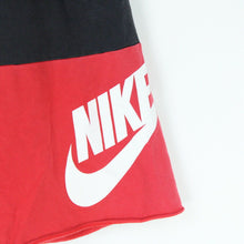 Load image into Gallery viewer, Mens NIKE Shorts Red | Small
