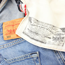 Load image into Gallery viewer, LEVIS 501 Jeans Light Blue | W34 L32
