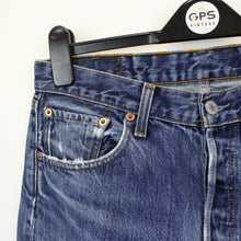 Load image into Gallery viewer, LEVIS 501 Jeans Mid Blue | W32 L30
