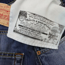 Load image into Gallery viewer, LEVIS 501 Jeans Blue | W32 L32
