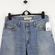 Load image into Gallery viewer, LEVIS 505 Jeans Light Blue | W36 L30
