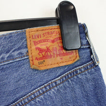 Load image into Gallery viewer, Womens LEVIS 501 Jeans Mid Blue | W31 L32
