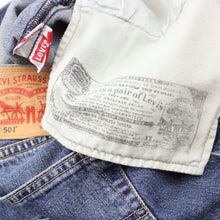 Load image into Gallery viewer, LEVIS 501 Jeans Mid Blue | W32 L32

