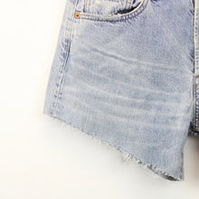 Load image into Gallery viewer, Womens LEVIS 501 Shorts Light Blue | W28
