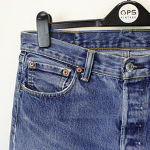 Load image into Gallery viewer, LEVIS 501 Jeans Mid Blue | W32 L30
