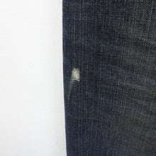 Load image into Gallery viewer, LEVIS 512 Jeans Dark Blue | W36 L34
