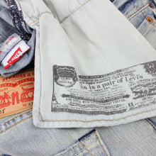 Load image into Gallery viewer, LEVIS 501 Jeans Light Blue | W33 L32
