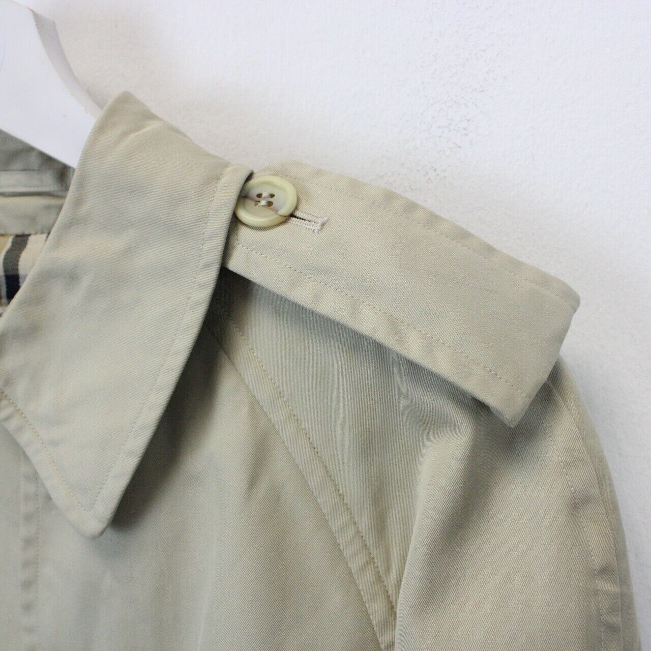Womens BURBERRYS 90s Trench Coat Beige | Medium