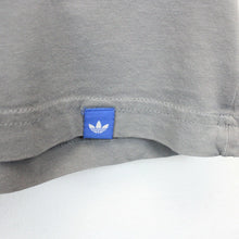 Load image into Gallery viewer, ADIDAS ORIGINALS T-Shirt Grey | Medium
