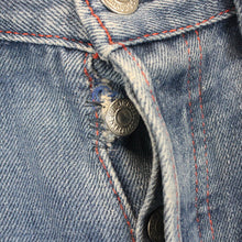 Load image into Gallery viewer, Womens LEVIS 501 Jeans Blue | W29 L34
