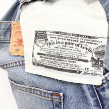 Load image into Gallery viewer, Womens LEVIS 501 Jeans Mid Blue | W26 L32

