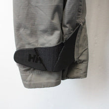 Load image into Gallery viewer, HELLY HANSEN 00s Jacket Grey | Large
