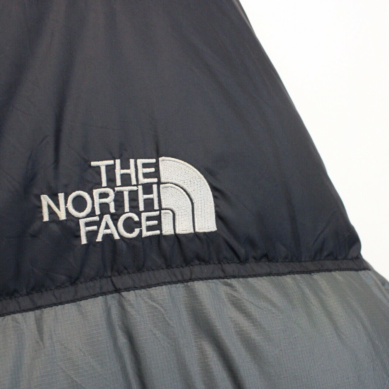 THE NORTH FACE Nuptse 700 Puffer Jacket Grey | XL