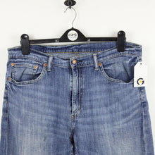 Load image into Gallery viewer, LEVIS 505 Jeans Mid Blue | W37 L32
