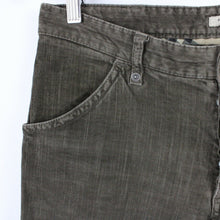Load image into Gallery viewer, BURBERRY Corduroy Jeans Brown | W32 L32
