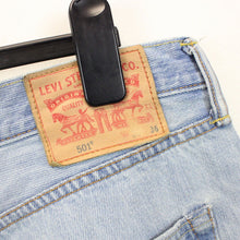 Load image into Gallery viewer, LEVIS 501 Jeans Light Blue | W38 L36
