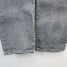 Load image into Gallery viewer, LEVIS 501 Jeans Grey | W36 L32
