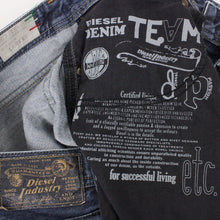 Load image into Gallery viewer, Mens DIESEL Larkee Jeans Dark Blue | W32 L30
