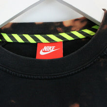 Load image into Gallery viewer, NIKE Sweatshirt Black | Medium

