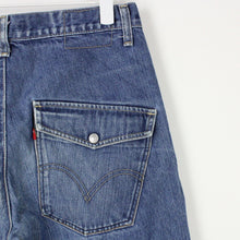 Load image into Gallery viewer, Mens LEVIS Engineered Jeans Mid Blue | W32 L30
