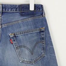 Load image into Gallery viewer, Mens LEVIS 501 Jeans Mid Blue | W32 L34
