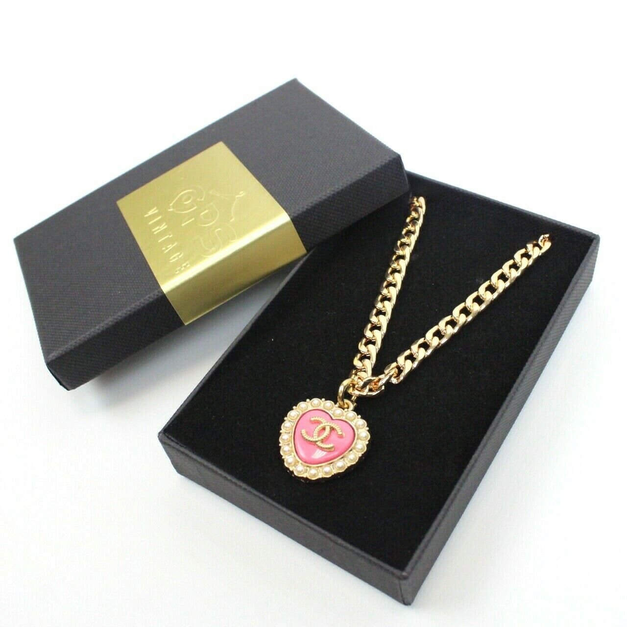 Womens Reworked CHANEL Necklace | Pink