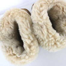 Load image into Gallery viewer, Womens UGG Boots Bailey Button Tan | UK 5
