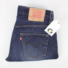 Load image into Gallery viewer, Mens LEVIS 523 Jeans Dark Blue | W31 L34
