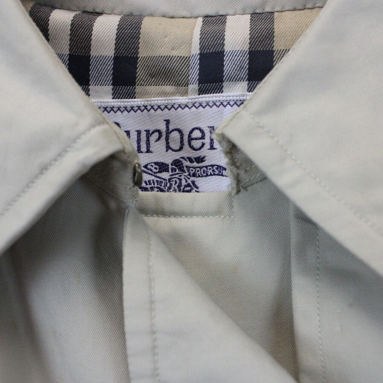Womens BURBERRYS 90s Trench Coat Beige | Medium