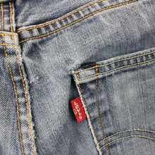 Load image into Gallery viewer, LEVIS 501 Jeans Mid Blue | W32 L32

